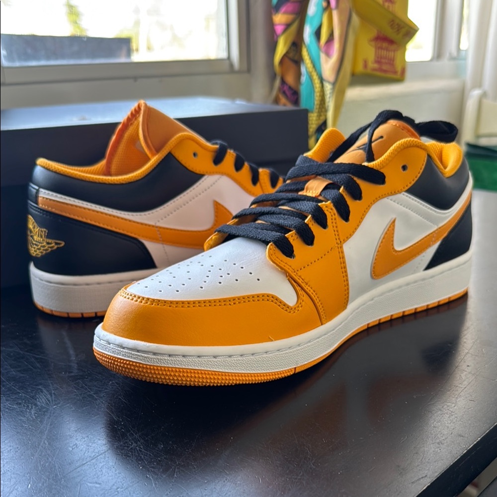 Nike Air Jordan 1 Low Taxi Black-White Sneakers